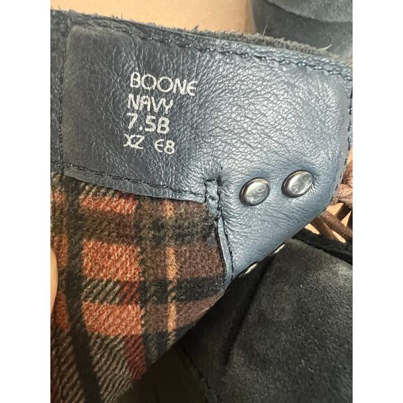 Earth Boone Navy Blue Gray Suede Lace Up and Zip Ankle Bootie Comfort Boots 7.5 - Picture 11 of 13